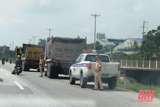 Tăng cường kiểm soát tải trọng phương tiện trên địa bàn tỉnh Thanh Hóa