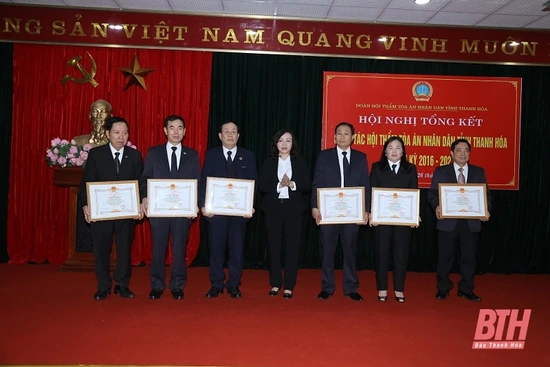 Đoàn Hội thẩm TAND tỉnh  Thanh Hóa thực hiện tốt nhiệm vụ, quyền hạn theo quy định của pháp luật