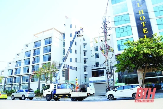 Thực hiện các giải pháp đảm bảo cung cấp điện trong thời gian nắng nóng năm 2021