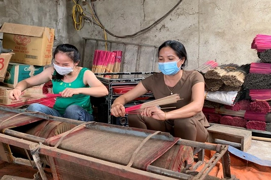 Hương bài truyền thống ở Thị trấn Yên Cát hướng tới sản phẩm OCOP