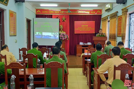 Tiếp tục xử lý nghiêm các trường hợp lạng lách, đánh võng gây mất trật tự ATGT