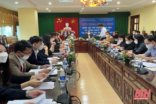 Hội thảo khoa học “Ươm tạo tri thức khoa học và công nghệ tiêu biểu tại Trường Đại học Hồng Đức”