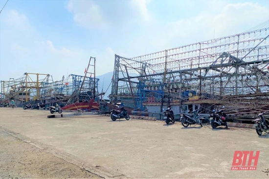 Tổ chức khai thác thủy hải sản thích ứng, phòng chống dịch bệnh COVID-19