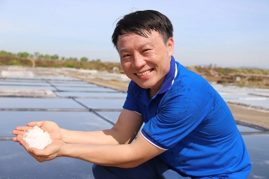 Chàng trai làng biển đưa nước mắm vươn tầm thế giới