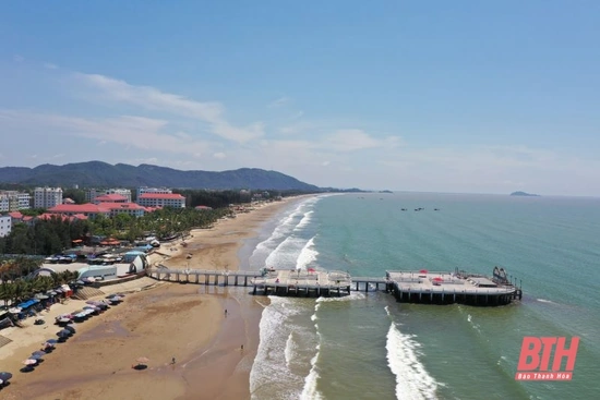 Lễ hội Du lịch biển Hải Tiến năm 2022 khai mạc vào ngày 30-4