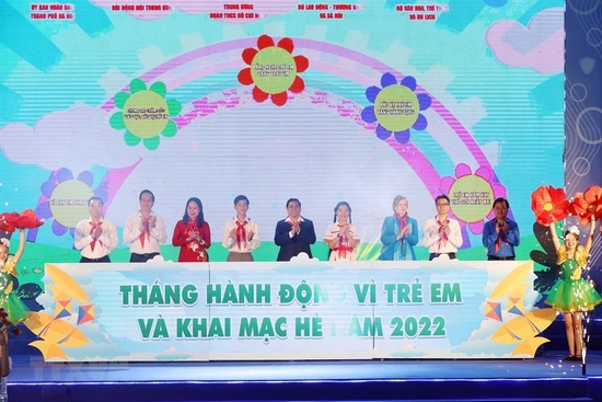 “Hãy lắng nghe trẻ em bằng trái tim, bảo vệ trẻ em bằng hành động”