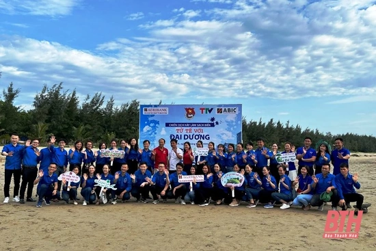 “Hãy làm sạch biển - Tử tế với đại dương” tại thị xã Nghi Sơn