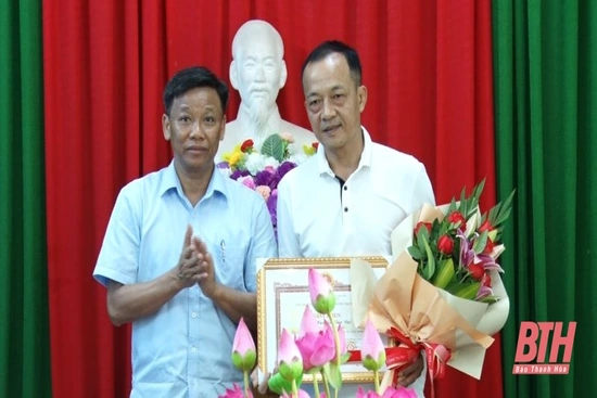Huyện Thọ Xuân: vao m88 thưởng người có hành động dũng cảm cứu 2 cháu bé thoát khỏi đuối nước