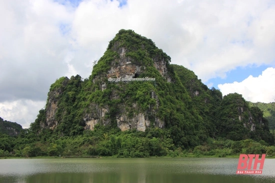 Hành trình trên đất Hủa Phăn (Bài 3):  Tiềm năng du lịch đang chờ “đánh thức”