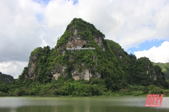 Hành trình trên đất Hủa Phăn (Bài 3):  Tiềm năng du lịch đang chờ “đánh thức”
