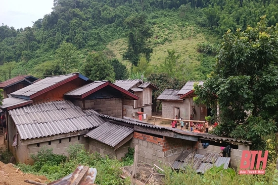 Ấm tình những cụm bản kết nghĩa nơi biên giới