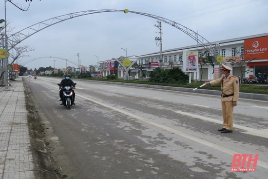 Kiểm tra, xử lý 25.525 trường hợp vi phạm trật tự an toàn giao thông