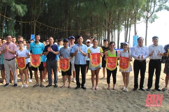Khởi tranh Giải Quần vợt bãi biển vô địch quốc gia năm 2022 tại Thanh Hóa