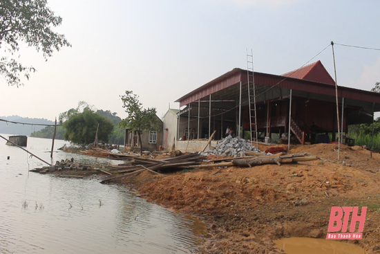 UBND huyện Như Thanh thành lập đoàn đo đạc, rà soát số hộ bị ảnh hưởng bởi ngập úng thuộc lòng hồ sông Mực