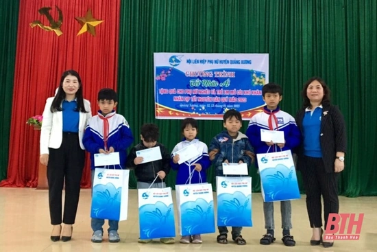 Hội LHPN huyện Quảng Xương tổ chức chương trình “Tết nhân ái”