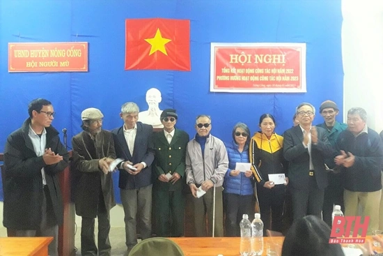 Nhiều hoạt động hỗ trợ người mù nhân dịp Tết Nguyên đán Qúy Mão 2023