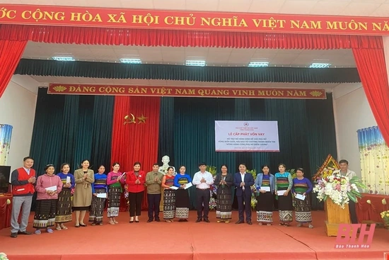 Hội Chữ thập đỏ tỉnh hỗ trợ mô hình sinh kế cho phụ nữ vùng biên giới, hải đảo