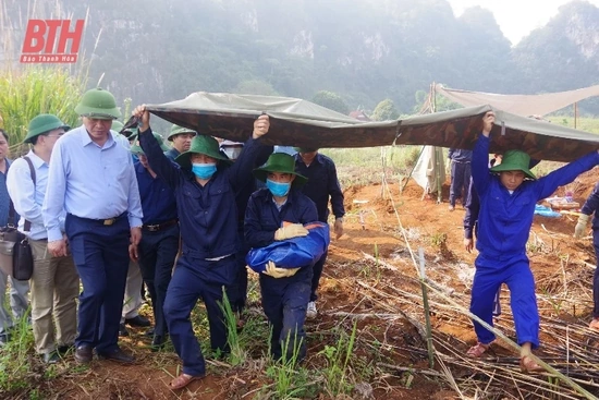Bộ CHQS tỉnh Thanh Hóa quy m88 the thao được 14 bộ hài cốt liệt sĩ tại tỉnh Hủa Phăn