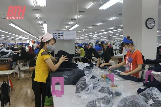 “Tháng Công nhân” năm 2023: “Kết nối công nhân, xây dựng tổ chức”