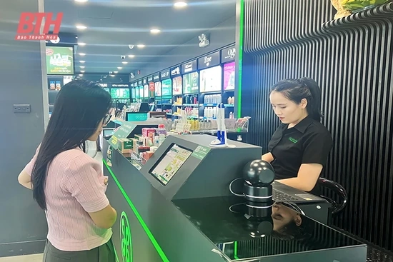 Thương mại - dịch vụ:Thích ứng nhanh để link m88