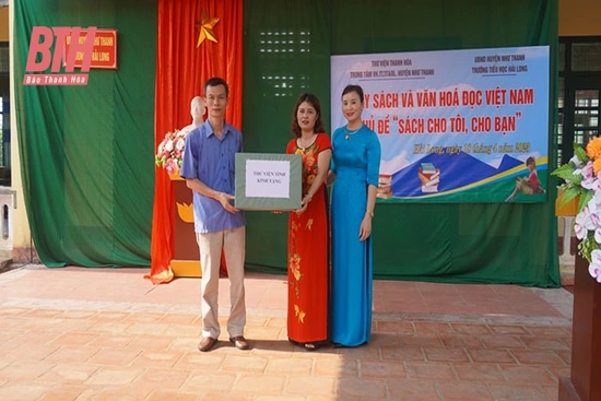 Nỗ lực đưa sách đến với bạn đọc