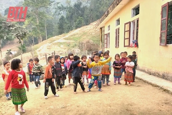 Nhiều khó khăn trong tuyển dụng giáo viên ở huyện Mường Lát