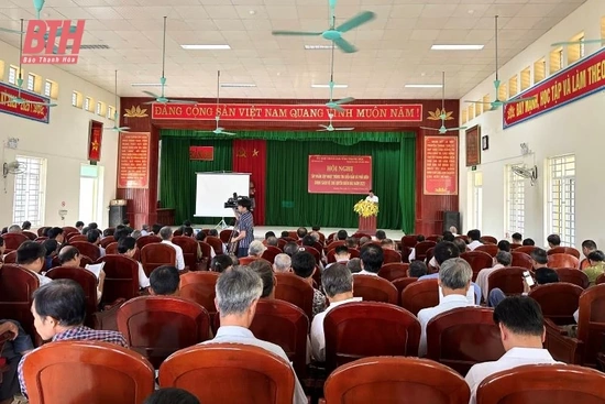 Hơn 200 cán bộ, ngư dân huyện Hoằng Hoá được tập huấn về chủ quyền biển, đảo