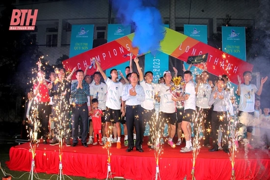 Giải bóng đá các CLB TP Sầm Sơn lần thứ V – Cúp Long Thành 2023 thành công tốt đẹp