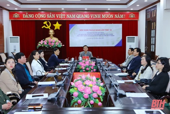 Phát huy vai trò tiên phong, xây dựng nền ngoại giao toàn diện, hiện đại, vững mạnh thực hiện thắng lợi Nghị quyết Đại hội lần thứ XIII của Đảng