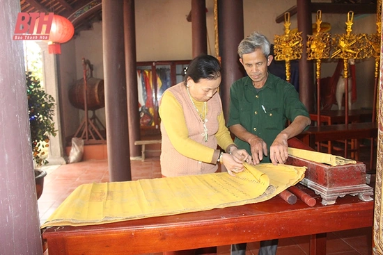 Về ngôi đình còn lưu giữ được nhiều sắc phong
