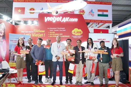 Sự trở lại hoành tráng của chiến dịch “Love Connection”, Vietjet tặng  50 cặp đôi Ấn Độ  vé  bay miễn phí khắp Việt Nam