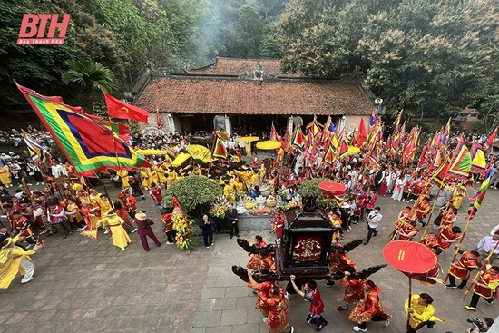 Nét đẹp lễ hội đầu xuân