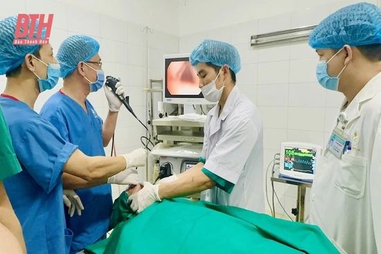 Bệnh viện Ung bướu triển khai kỹ thuật nội soi phế quản chẩn đoán ung thư phổi