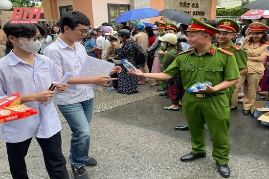 Mùa hè ý nghĩa của những chiến sĩ “Hành quân xanh”