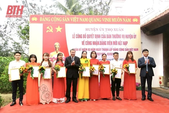 Thọ Xuân quan tâm công tác giáo dục chính trị, tư tưởng cho cán bộ, đảng viên