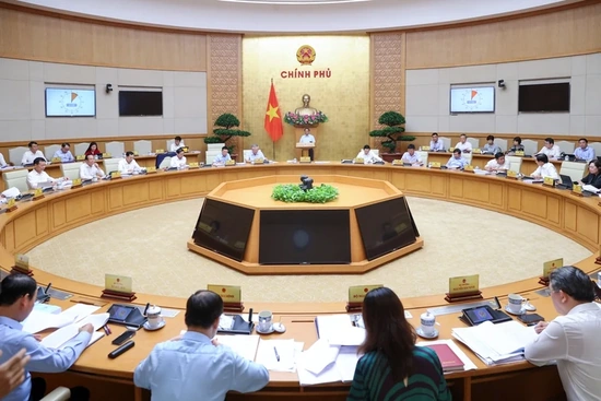 Thủ tướng chủ trì phiên họp vao m88 chuyên đề pháp luật tháng 9/2024
