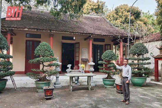 Về làng cổ Tường Vân