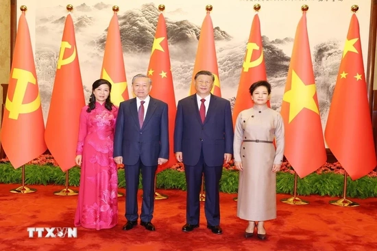 Tổng Bí thư, Chủ tịch Trung Quốc Tập Cận Bình: Cùng chung chí hướng, chung tay tiến lên phía trước - Kế thừa quá khứ, viết tiếp trang mới tương lai