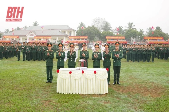 Xây dựng khu vực phòng thủ vững chắc
