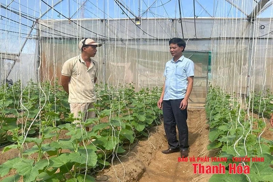 Đảng mạnhtừ chi bộ mạnh