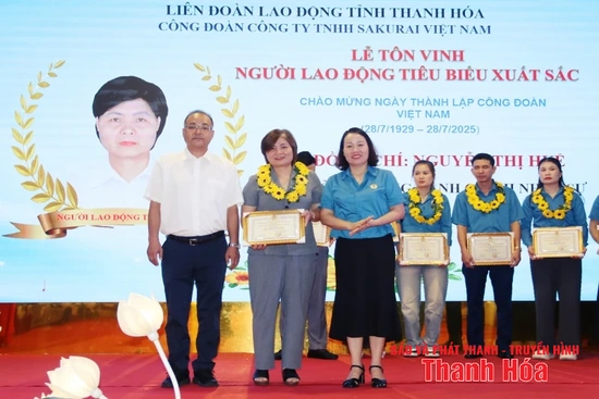 Công ty TNHH Sakurai Việt Nam tôn vinh 76 người lao động tiêu biểu, xuất sắc