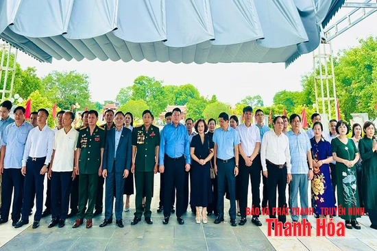 Hiệp  hội Doanh nghiệp Thanh Hóa dâng hương  tri ân các Anh hùng liệt sĩ