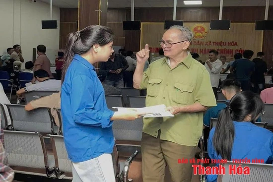 Hỗ trợ chính quyền và Nhân dân sau sáp nhập