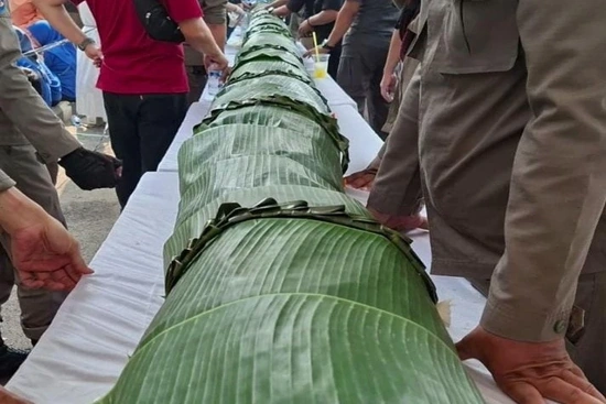 Indonesia xác lập kỷ lục bánh ’sekubal' lớn nhất thế giới