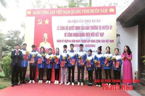 Tuổi trẻ và khát vọng cống hiến 