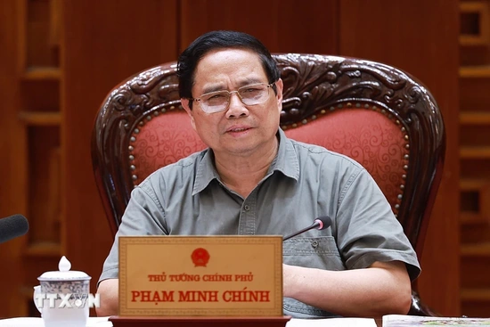 Thủ tướng: Thần tốc, táo bạo xây dựng 100 trường học tại các xã biên giới