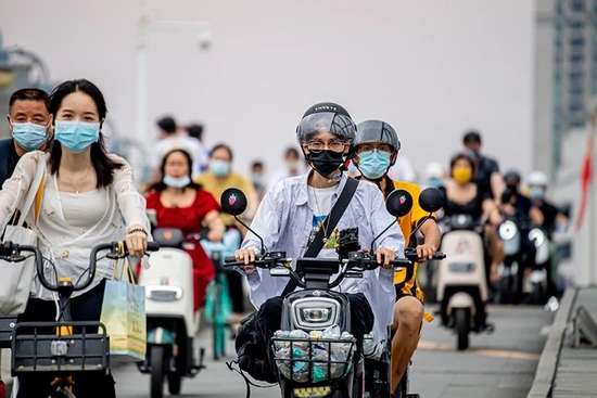 Chuyển đổi sang xe điện: Kinh nghiệm từ Trung Quốc