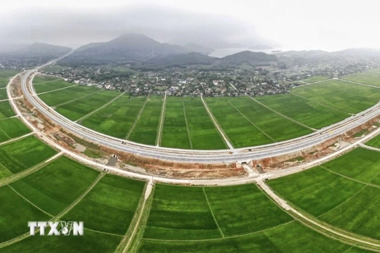 Lập 10 đoàn đi giải đáp khó khăn tại các địa phương về nông nghiệp môi trường