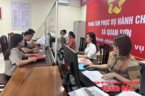 Lấy sự hài lòng của người dân làm thước đo