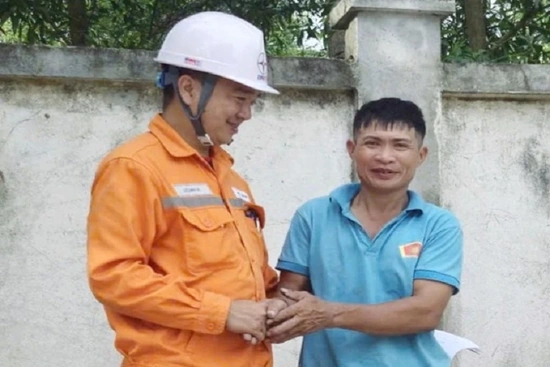 Rò rỉ điện sau công tơ khiến hoá đơn tiền điện khách hàng tăng vọt gấp hơn 8 lần